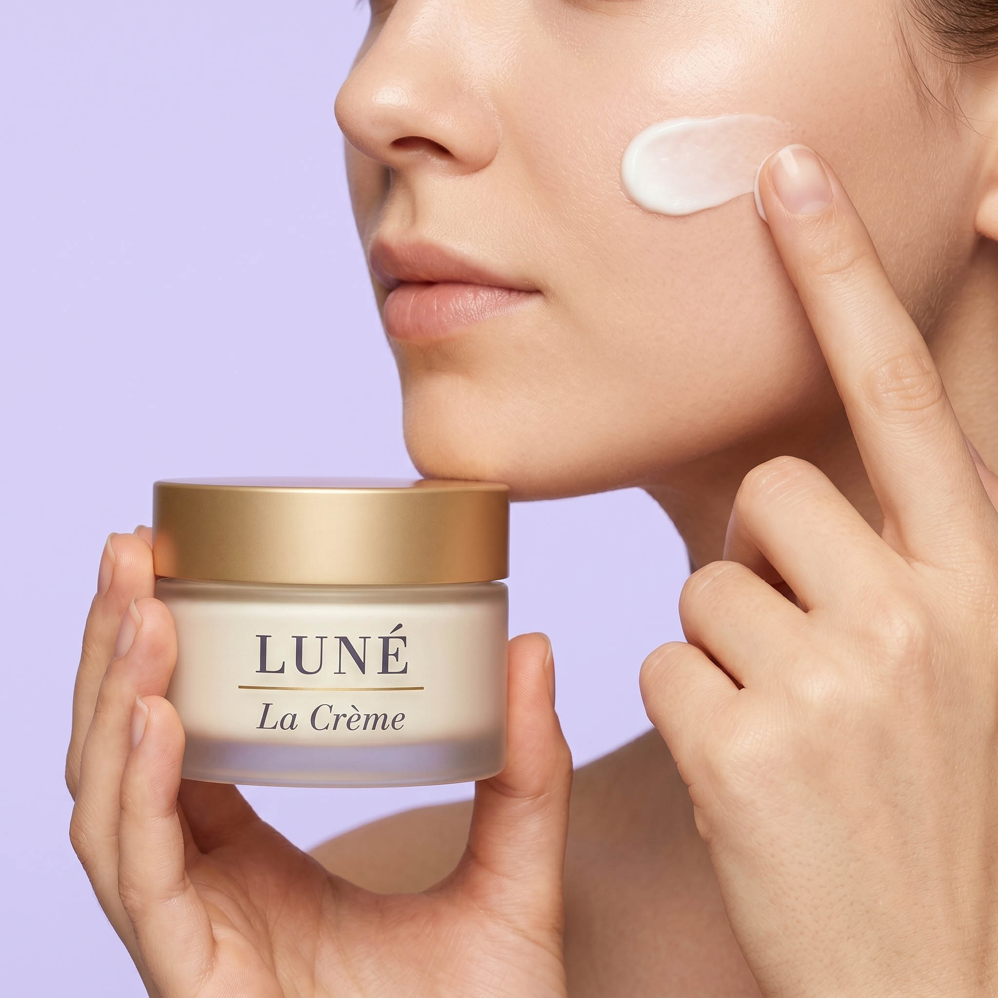 Seal with La Crème night moisturiser